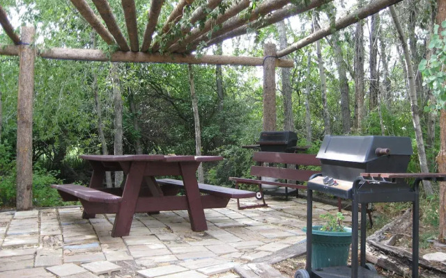 The Cedaredge Lodge