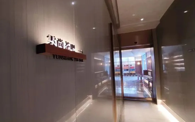Minghui Yilan (Huanghe University of Science and Technology South Third Ring Road Subway Station) – Hotel Rooms – Zhengzhou