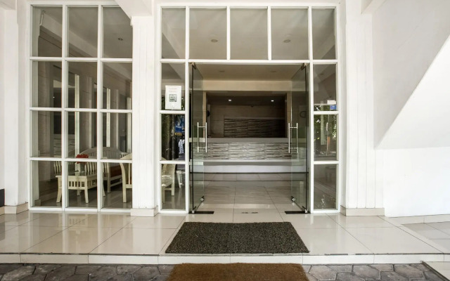 OYO 3743 Gania Hotel