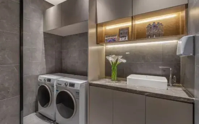 Chonpines Hotel (Beijing Sanyuanqiao Yansha Embassy District Store)