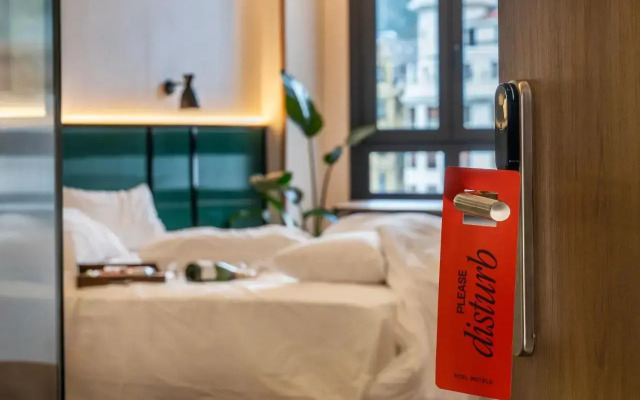 Axel Hotel Bilbao – Adults Only