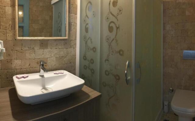 Alacati Sardunya Hotel