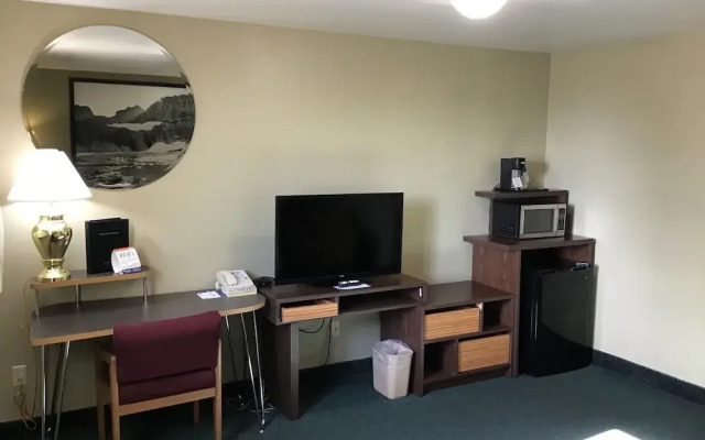 Super 8 Belgrade/ Bozeman Airport