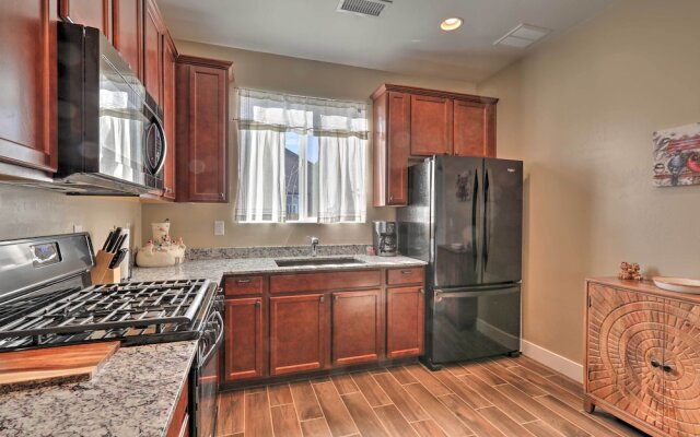 Flagstaff Family Hideaway w/ Guest House!