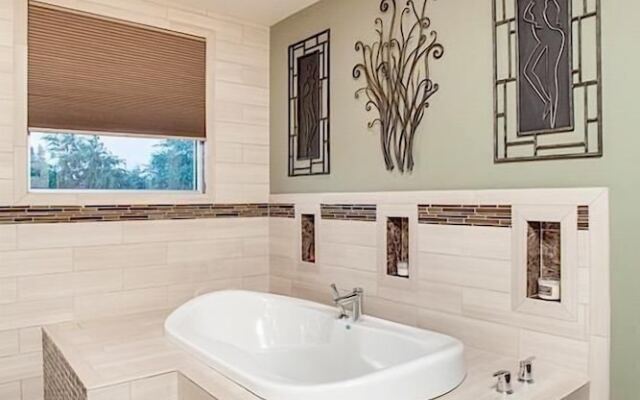 Urban Living By Signature Vacation Rentals