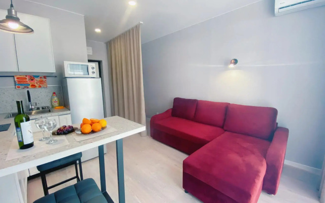 Apartment Saphir on Kaspiyskaya street 68/1