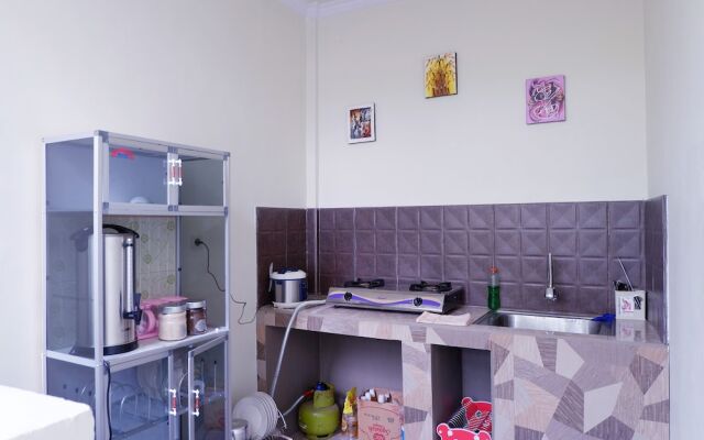 Besopok Hostel