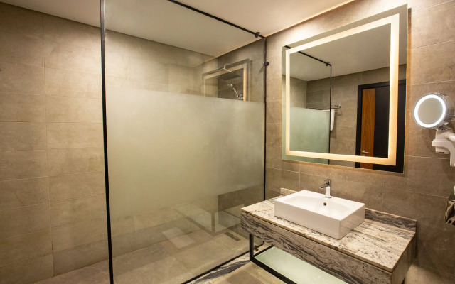 Radisson Blu Hotel & Convention Center, Alexandria