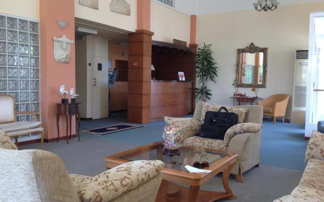 Morfeas Hotel