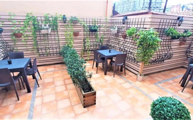 Valentine Suites Hotel