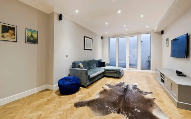 4-bed House With a Garden Fulham