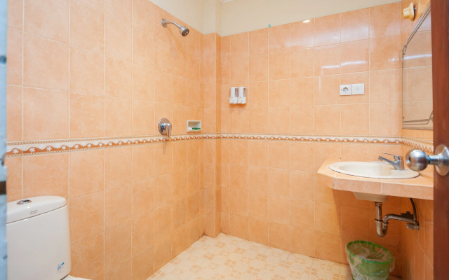 RedDoorz Syariah near RS Yos Sudarso Padang