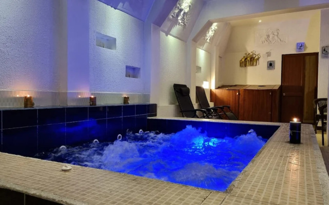 Sanchez hotel Spa by Chat Noir