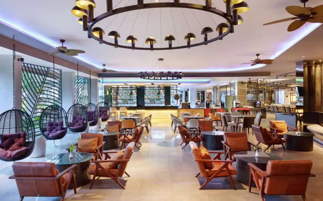 Grand Mercure Bali Seminyak