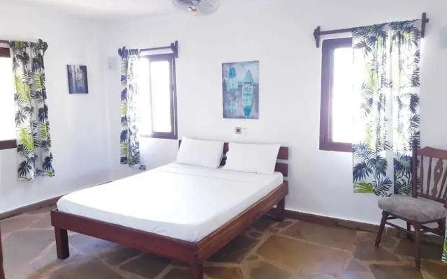 Mombasa Bungalow
