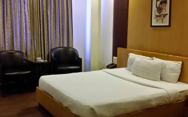 Karon Hotel - Lajpat Nagar