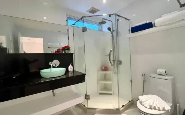 A11 Stunning Seaview 2brs 2baths Karon City