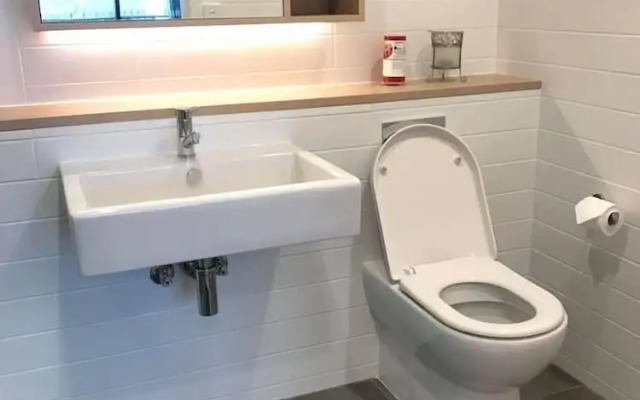 NEW 2bed2bath Walk to Penrith Station Npe081