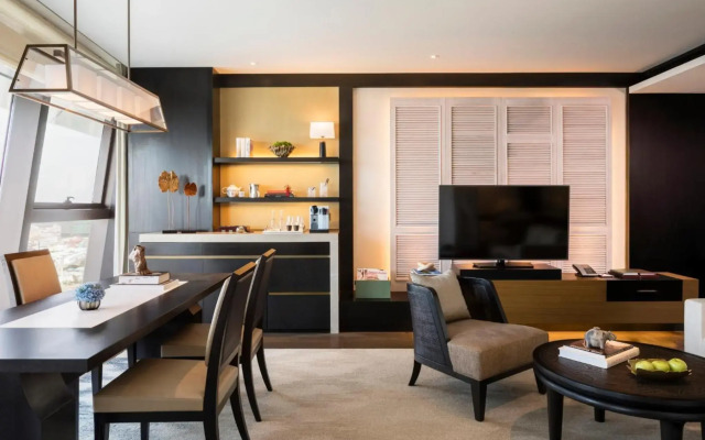 Rosewood Phnom Penh