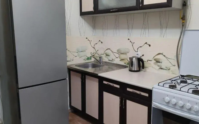 Версаль на улице Николая Смирнова 6