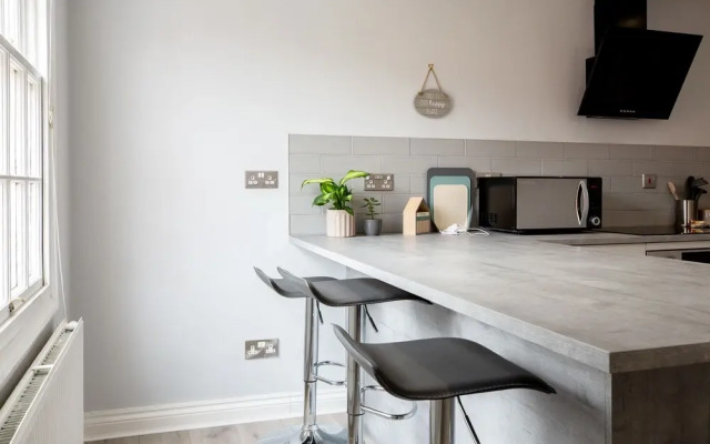 Castle Street Apartment