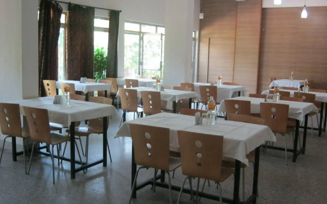KSTDC Hotel Mayura Kauvery KRS