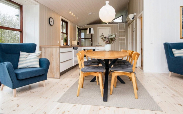 8 Person Holiday Home in Hemmet