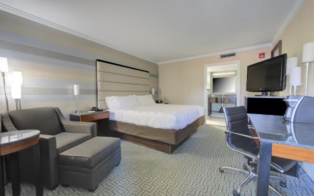 Holiday Inn Plainview-Long Island by IHG