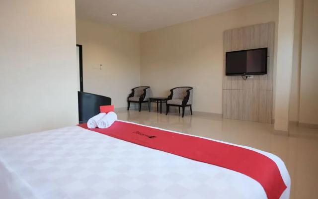 Beverly Hotel by Reddoorz