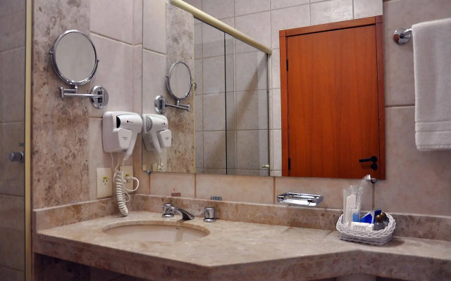 Cegil Hotel Boulevard