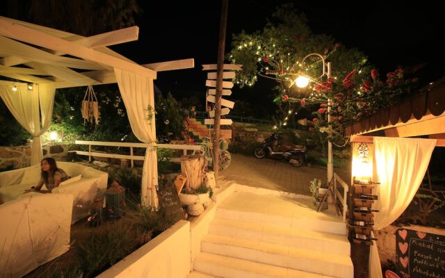 Fullmoon Rooms
