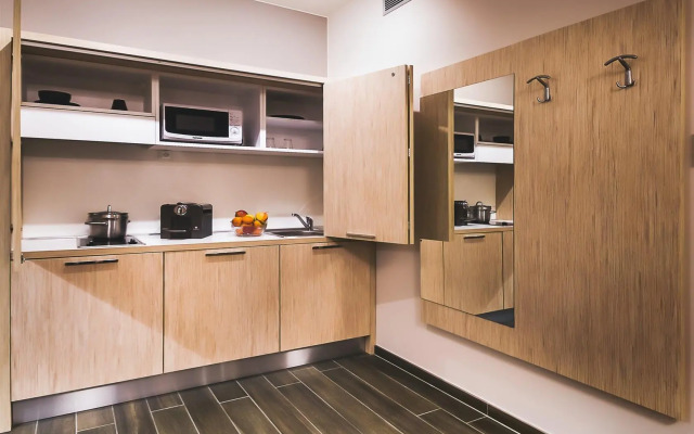 Ibis Styles Charleroi Airport Aero 44