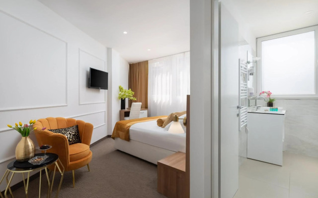 Hotel Corner