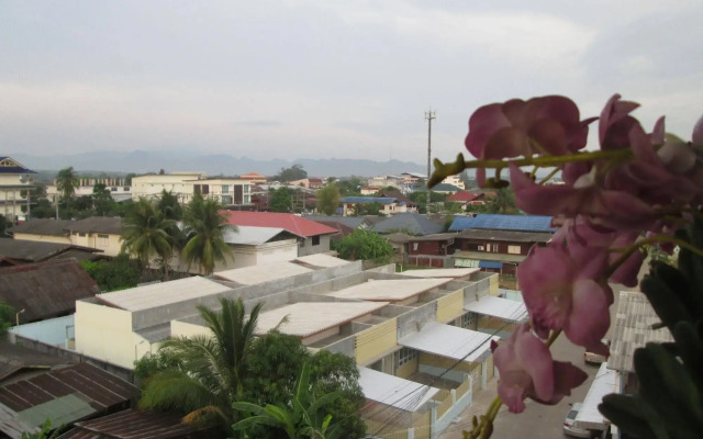 Baan Rabiang Mai Maesot Hotel