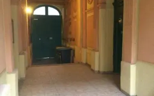 Peaceful Central Stay Gozsdu