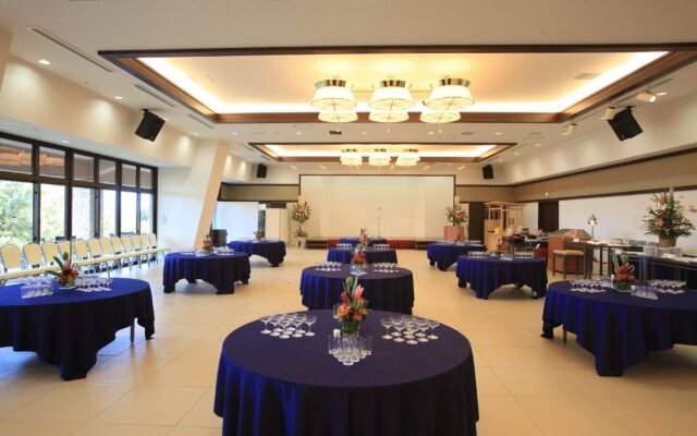 Hotel Breezebay Marina