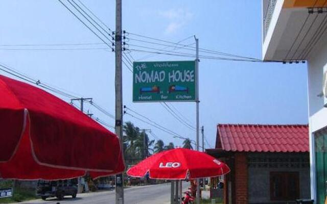 The Nomad House