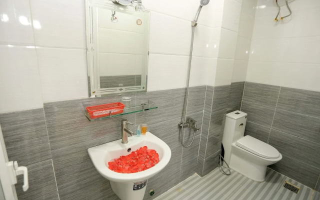 Co Hong Hotel DL - by BAY LUXURY