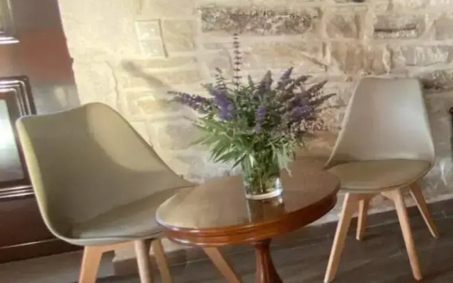 Olive Land - Γη Της Ελιας / Stone Villa.