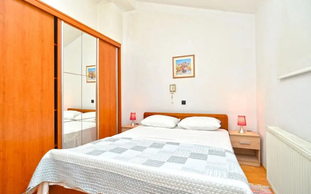 Apartment 1791