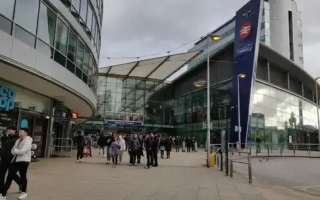 Piccadilly wharf suite