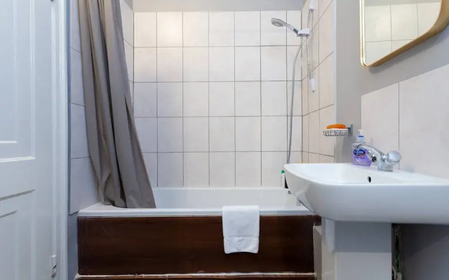 2 Bedroom Apartment Near Queensway And Bayswater