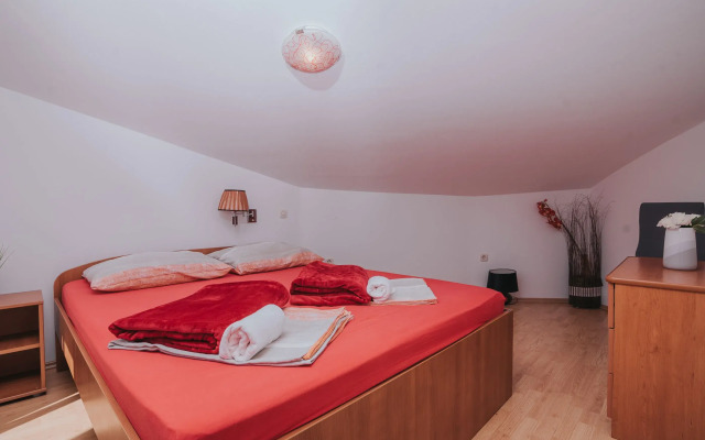 Apartments Next To the Sea Maris