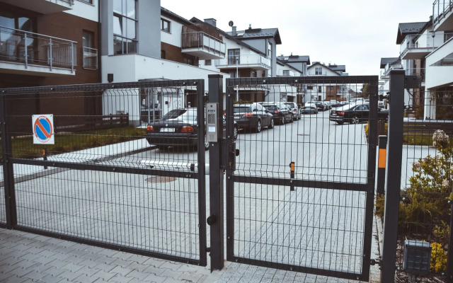 Stawowa Apartment with private garage