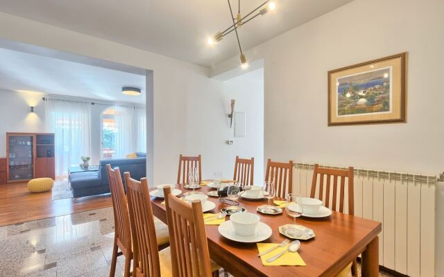 Apartment 1564