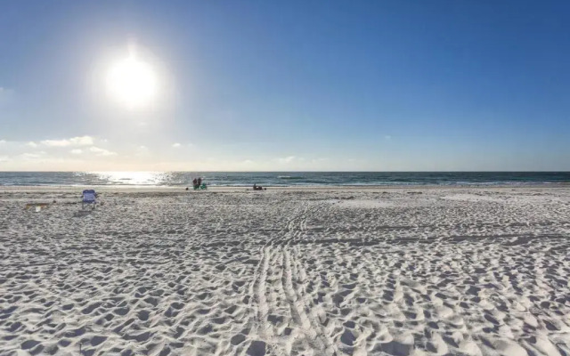 607 Sandcastle I