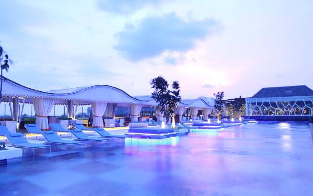 TS Suites Seminyak