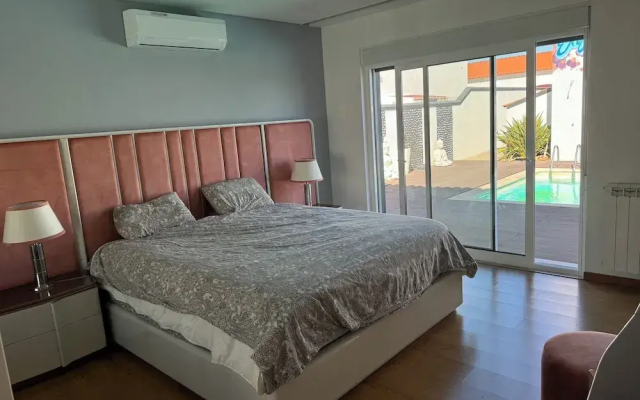 Spacious Quiet Charming Villa With Private Pool and Close to Lisbon