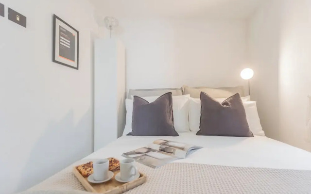 Pretty Studio in Old Town by Rent all Como