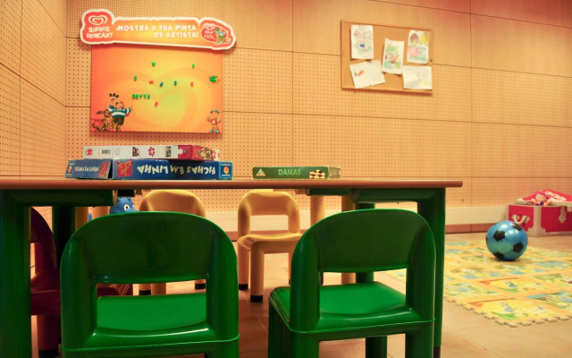 Aqualuz Lagos by The Editory